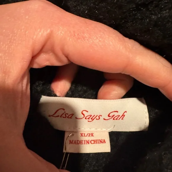 Lisa Says Gah Black Bow Sweater - Picture 3 of 3